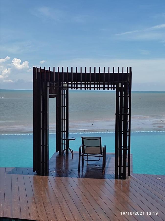 Seaview Studio With King Bed At Imperium Residence, Kuantan Ngoại thất bức ảnh