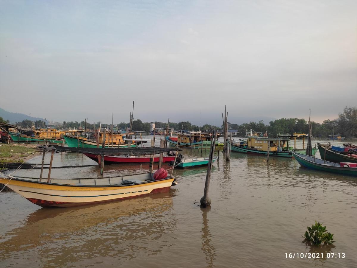 Seaview Studio With King Bed At Imperium Residence, Kuantan Ngoại thất bức ảnh