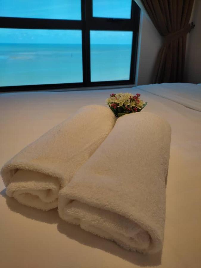 Seaview Studio With King Bed At Imperium Residence, Kuantan Ngoại thất bức ảnh